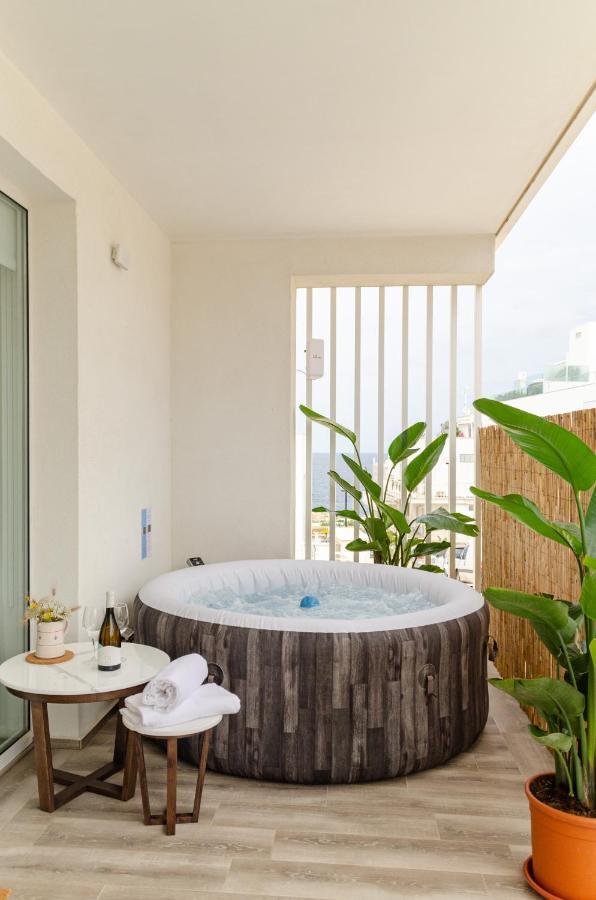 Apulialux Seaview Prestige Apt / Jacuzzi + Parking Daire Polignano a Mare Dış mekan fotoğraf