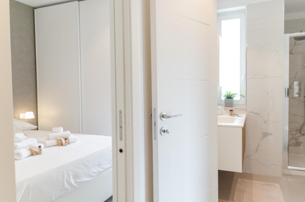 Apulialux Seaview Prestige Apt / Jacuzzi + Parking Daire Polignano a Mare Dış mekan fotoğraf