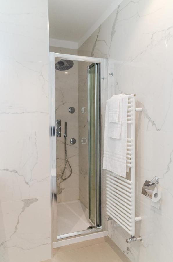 Apulialux Seaview Prestige Apt / Jacuzzi + Parking Daire Polignano a Mare Dış mekan fotoğraf